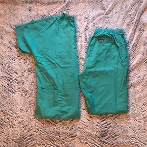 Cherokee Workwear original scrub set